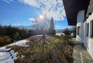 Gediegenes Einfamilienhaus mit Gebirgsblick und Potenzial