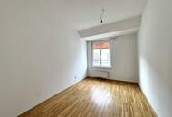 Ein kurzer Spaziergang zur U6 - Schöner Altbau mit Aufzug - Einbauküche inklusive