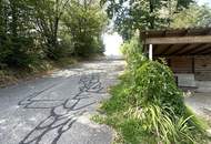 Kleines Haus mit Garten und Carport für Hobbygärtner