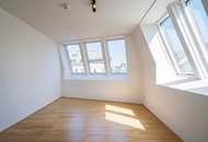 Sonnige DG-Wohnung mit Flair!