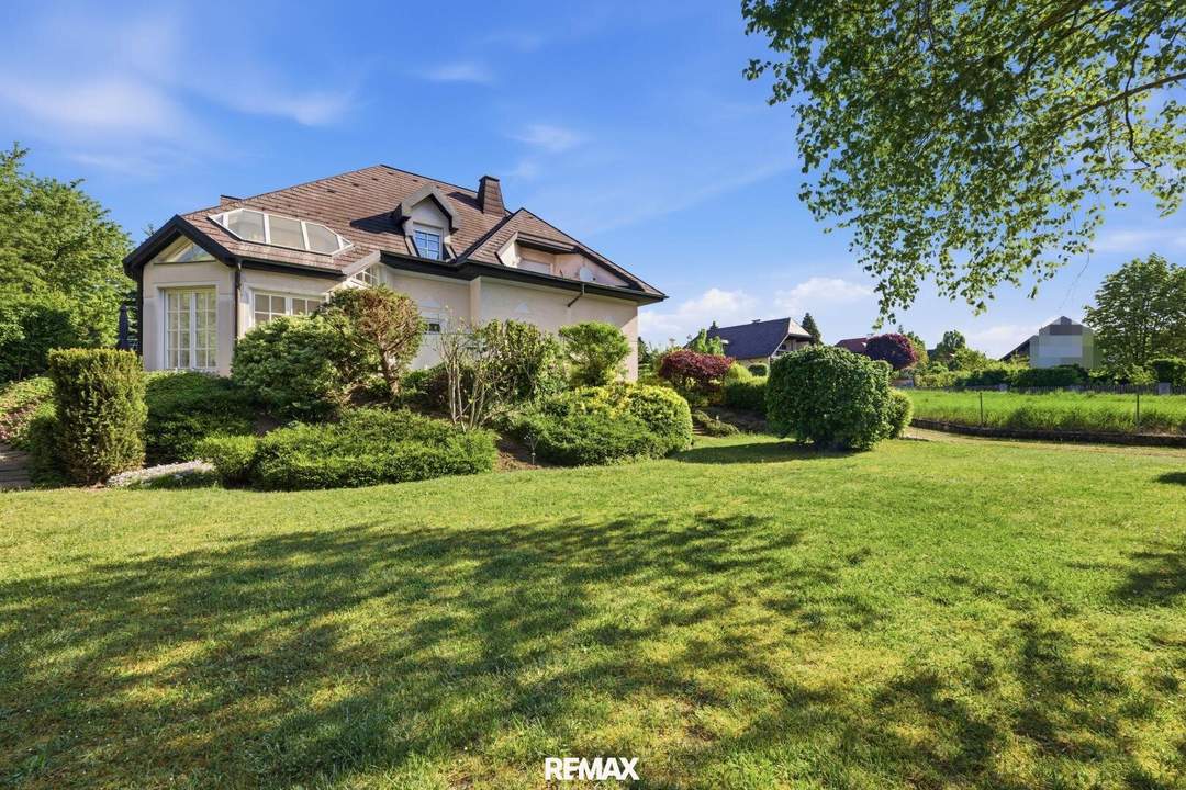 Hochkarätiges Wohnen in begehrter Lage – viel Platz, tolle Architektur und optimale Raumaufteilung!