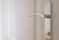 ++ SUNNY SIDE UP + TOP 4 ++ ERSTKLASSIGER ALTBAU NACH HOCHWERTIGER SANIERUNG + großartige Freiflächen + ruhige Wohngegend