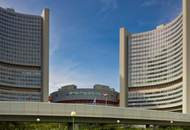 Donauparkblick! Spacious studio apartment on a higher floor for short or long term rent!