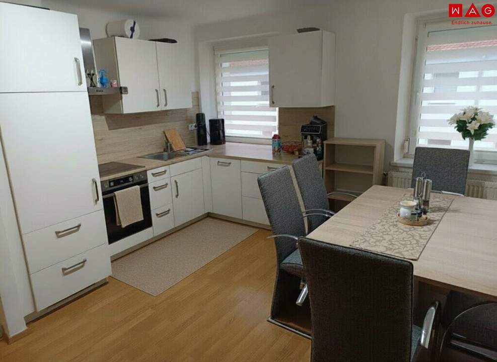 Ein herrliches Familiendomizil im Grünen mit garantiertem Erholungsfaktor steht für Sie bereit - perfekte Infrastruktur und Freizeit vereint!