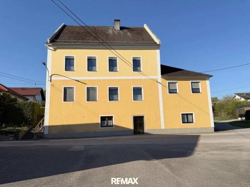 Zwei / Dreifamilienhaus mit großem Garten in St. Marienkirchen