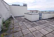 TERRASSENHIT, 61 m2 Dachgeschoß mit 48 m2 Terrasse, Wohnküche, 1 Zimmer, Wannenbad, Parketten, Fernblick, Holbeingasse