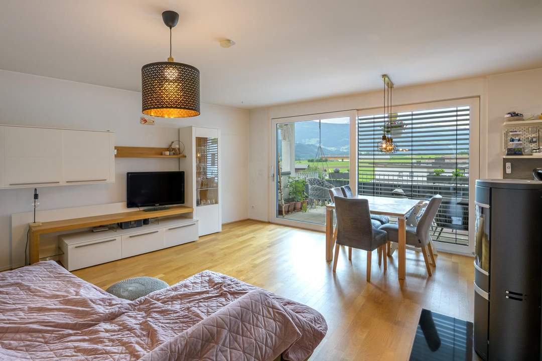 NEU! Wohnen mit Komfort: 3-Zimmer-Wohnung mit Lift, Terrasse & 2 TG-Plätzen