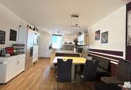 Moderne, neuwertige, attraktive 3-Zimmer Wohnung mit großem Balkon lädt zum Wohlfühlen und Entspannen ein! Ruhige Grünlage - gute Infrastruktur!