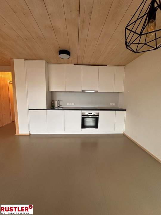 Moderne 3-Zimmer-Wohnung mit großzügigem Balkon und Blick ins Grüne