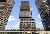 Triiiple Tower/ Exklusives Wohnen über den Dächern Wiens/ Pool/ Terrasse