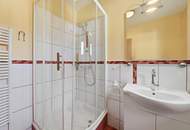 IMPOSANTER LANDSITZ FÜR HOHE ANSPRÜCHE! GROßZÜGIGE WOHN-UND NUTZFLÄCHEN SOWIE ÜBER 5000 m2 LAND