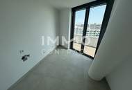 Großzügige 4 Zimmer Wohnung mit über 100 m² Balkon und Blick auf die Donau!