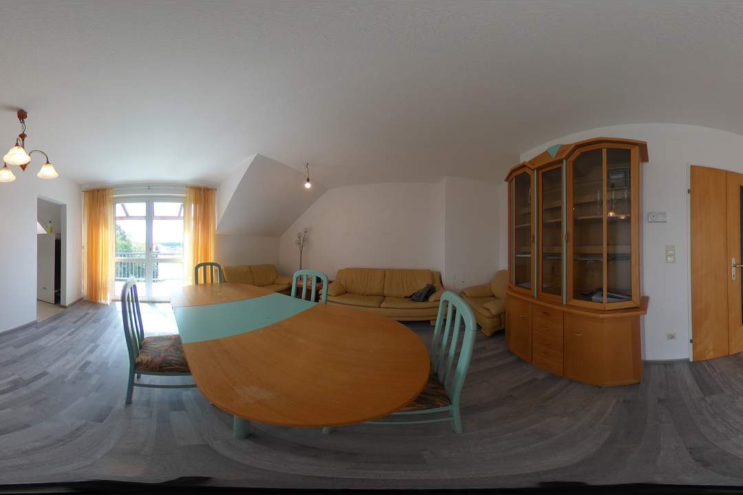 Gemütliche 3 Zimmer-Mietwohnung mit Balkon inkl. Blick ins Grüne - möbliert!