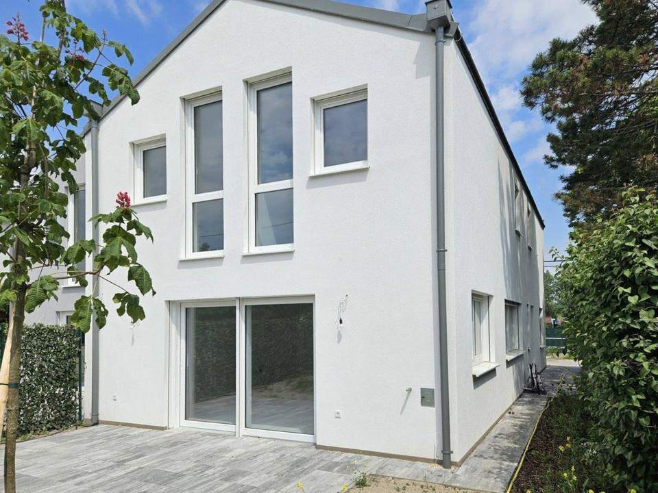 Haus am See in Donaustadt im Eigentum - 3 Bäder!