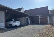 Streckhof mit begrüntem Innenhof mit diversen Lagermöglichkeiten und Garage