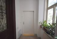Erstbezug nach Sanierung | Altbaubüro mit Stil