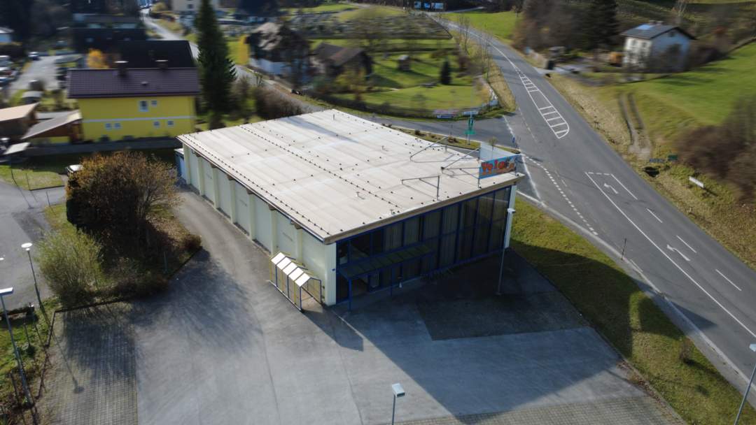 Vielseitiges Eventzentrum mit Gastroküche & großem Parkplatz