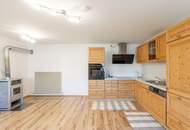 Wohnen mit Charakter: Historisches Mehrfamilienhaus mit drei separaten Einheiten, Werkstatt &amp; Naturparadies