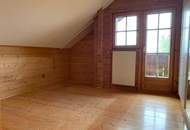 Charmantes Holzblockhaus (Wunsch-Haus) in wunderschöner Natur- und Aussichtslage in Bubing