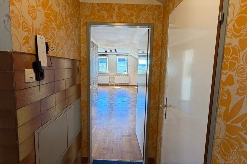 Dachgeschosswohnung zu vermieten, Wohnung-miete, 500,00,€, 4050 Linz-Land