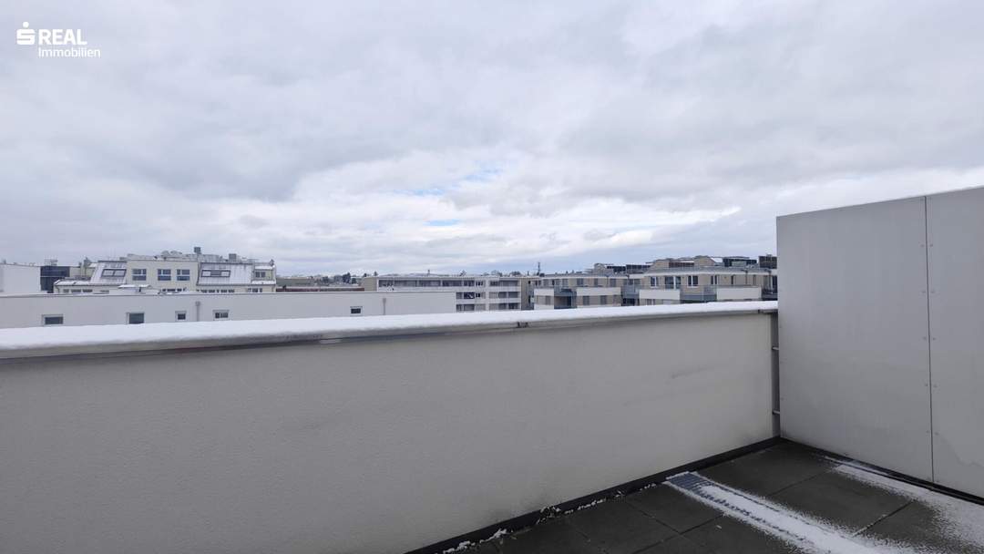 Tolle Dachgeschosswohnung mit zwei Terrassen