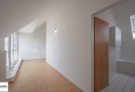 ** Top gepflegte 4 Zimmer Dachgeschoss Wohnung mit Alleinutzung 3er hofseitigen Terrassen - Maisonette Wohnung - Nähe Bahnhof Gersthof ** ab sofort **