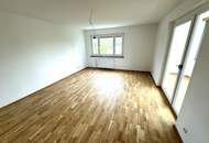 MIETE! Komplett renovierte Zwei-Zimmerwohnung im 3. Liftstock mit sonniger Loggia!