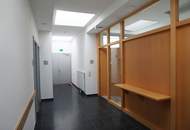 Attraktive Bürofläche mit Innenhof in 1100 Wien zu vermieten!
