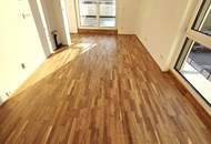 Viel Licht - Zwei Zimmer - Große Terrasse! Ideale Kleinwohnung mit dem extra WOW! Klimaaktiv Bronze! Ruhige Seitengasse + Luftwärmepumpe und Solaranlage + Perfekte Raumaufteilung + Garage!