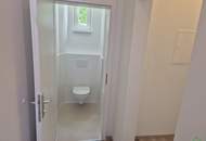 WUNDERSCHÖN SANIERTER 2-ZIMMER-ALTBAU *ERSTBEZUG NACH KATEGORIEANHEBUNG*