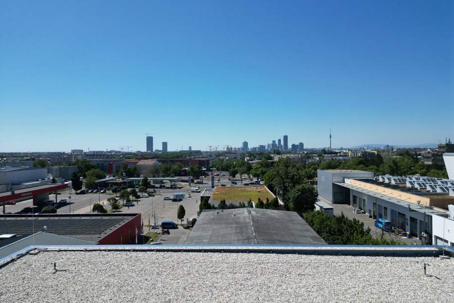 ERSTBEZUG - 854m² Büro / Labor mit 121m² Meeting- bzw. Veranstaltungsraum &amp; 131m² Terrassen mit Wienblick | Ausbau nach Mieterwunsch | Parkplätze direkt am Gelände, Gewerbeobjekt-miete, 20.504,80,€, 1210 Wien 22., Donaustadt