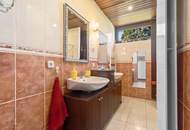 RESERVIERT! ARCHITEKTURJUWEL IN FLORIDSDORF – RUHIGE LAGE NAHE DER DONAU MIT WINTERGARTEN, DACHTERRASSE UND PV-ANLAGE