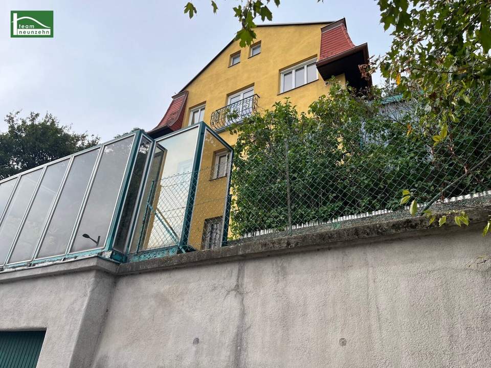 Für Entwickler oder für ein exklusives Eigenheim - oberhalb des Hafens Kuchelau in 1190 Wien! Grundstück mit Bestandshaus
