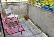 Helle 2-Zimmer-Wohnung mit Balkon & TG-Platz