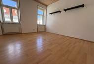 Anleger aufgepasst! Kompakte Altbauwohnung in ruhiger Seitenstraße mit hervorragender Infrastruktur