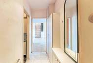 Dachgeschoßwohnung mit Balkon und Ausblick in Gründerzeithaus