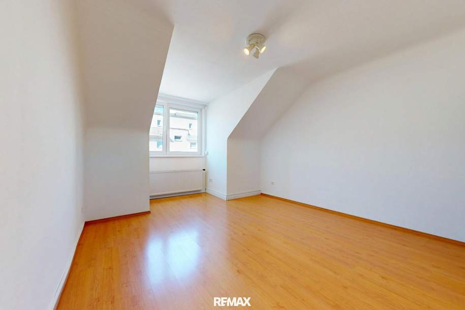 Drei-Zimmer-Dachgeschoß-Wohnung in U-Bahn und S-Bahn-Nähe, Wohnung-kauf, 330.000,€, 1160 Wien 16., Ottakring