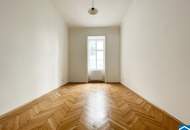 2 Zimmer-Altbauwohnung: Hofruhelage Nähe Ungargasse