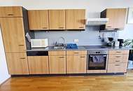 DACHGESCHOSS, FERNBLICK, 48 m2 Neubau mit 13 m2 Balkon, Wohnküche, 1 Zimmer, Duschbad, Garage möglich, U3-Nähe, vermietet