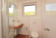 Großzügige Dachgeschosswohnung mit 3 Terrassen und Fernblick ins Grüne