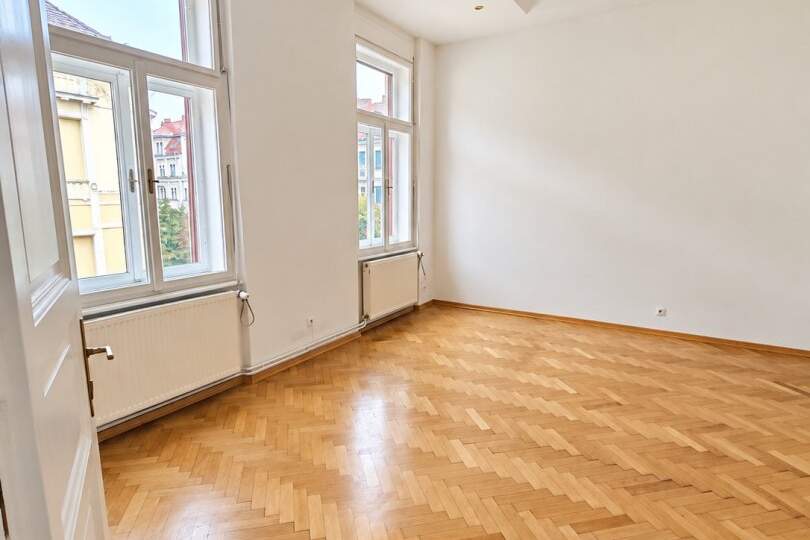 Graz - St. Leonhard! Am Fuße des Ruckerlbergs: Stilvolle Altbauwohnung mit zeitgemäßem Flair und ruhigen Innenhofbalkon!, Wohnung-kauf, 319.000,€, 8010 Graz(Stadt)