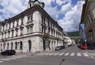 Luxuriöse Altbauwohnung mit großer Wohnküche, möbliertem Schrankraum &amp; sonnigem Eckbalkon im Kremplhof - Leoben Josefee