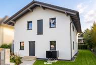 High-End Fertigteilhaus mit PV-Anlage, Kühlung & Vollkeller / ERSTBEZUG