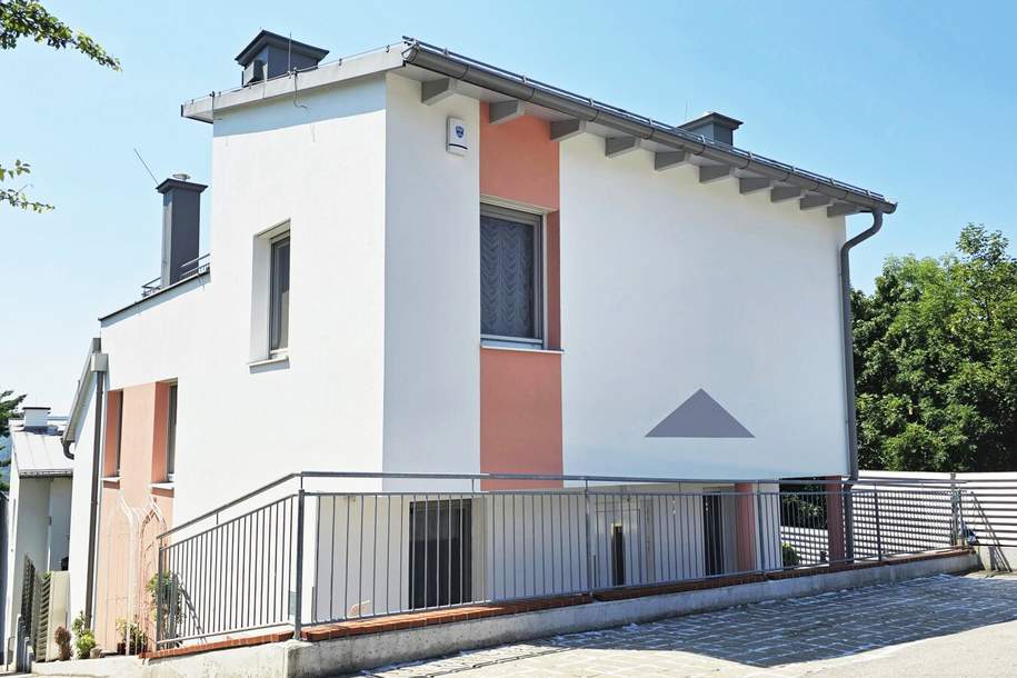 4-Zimmer-Haus mit Garten, Dachterrasse und Wienerwaldblick in Gießhübl, Haus-kauf, 639.000,€, 2372 Mödling