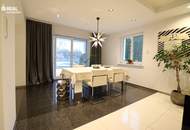 Luxuriöses Wohnen: Designhaus mit Garten, Pool und geräumiger Garage