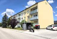 Schöne Erdgeschoss 3-Raum-Wohnung mit Balkon und PKW-Abstellplatz