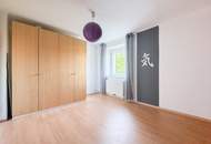helle 3 Zimmerwohnung mit Eigengarten