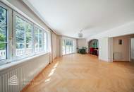 Elegantes Haus mit großzügiger Terrasse und gepflegtem Garten