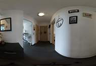 Helle 6-Zimmer-Wohnung mit 2 Balkonen, 2 Bädern und Kamin