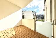 SANIERTE ALTBAUPERLE MIT BALKON I Belvedere &amp; Schweizergarten Nähe I Barrierefreier Zugang mit Lift I Fischgrätparkett &amp; Fußbodenheizung I perfekte öffentliche Anbindung